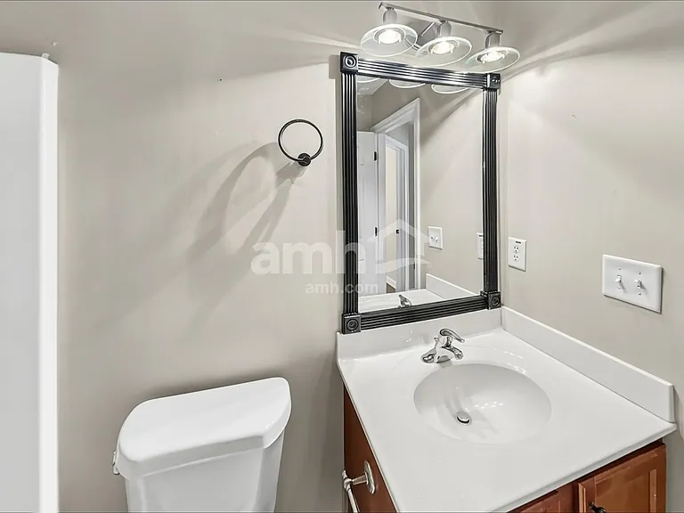 304 Woodland Pass — Photo 15