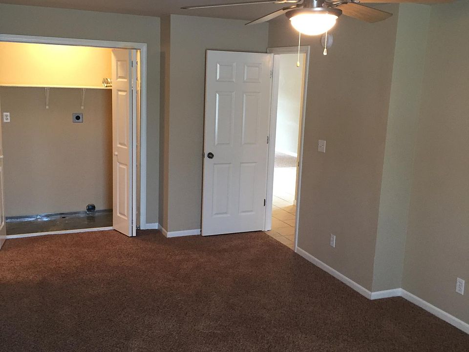 2nd image of 124 Evanlee Ct #A