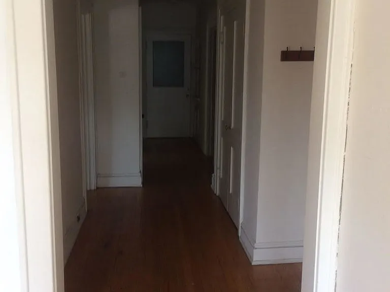 2528 N Maryland Ave — Photo 6