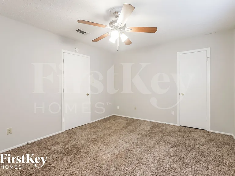 4426 Adonis Dr — Photo 9