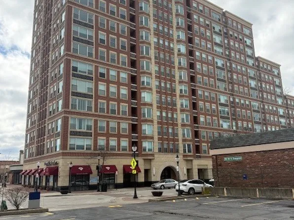 77 S Evergreen Ave Unit 801, Arlington Heights, IL 60005
