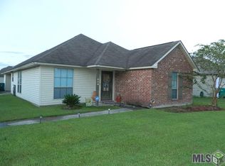 12291 Creekside Dr, Walker, LA 70785