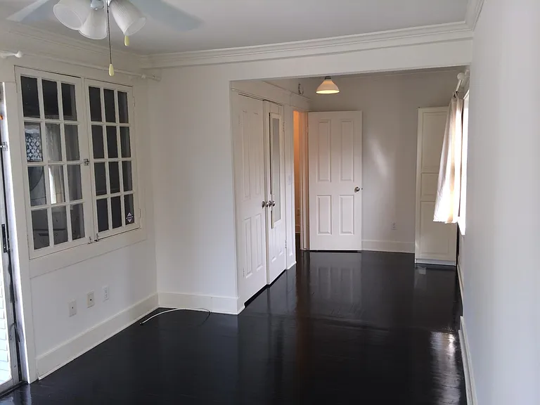 3327 Caroline Ave — Photo 6