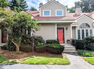 237 South St APT 43, Shrewsbury, MA 01545