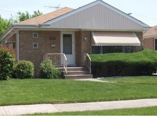 8909 Sayre Ave, Morton Grove, IL 60053