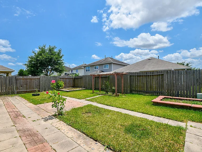 1151 Crestmont Place Loop — Photo 29