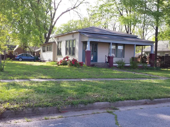 403 Center St, Conway, AR 72034