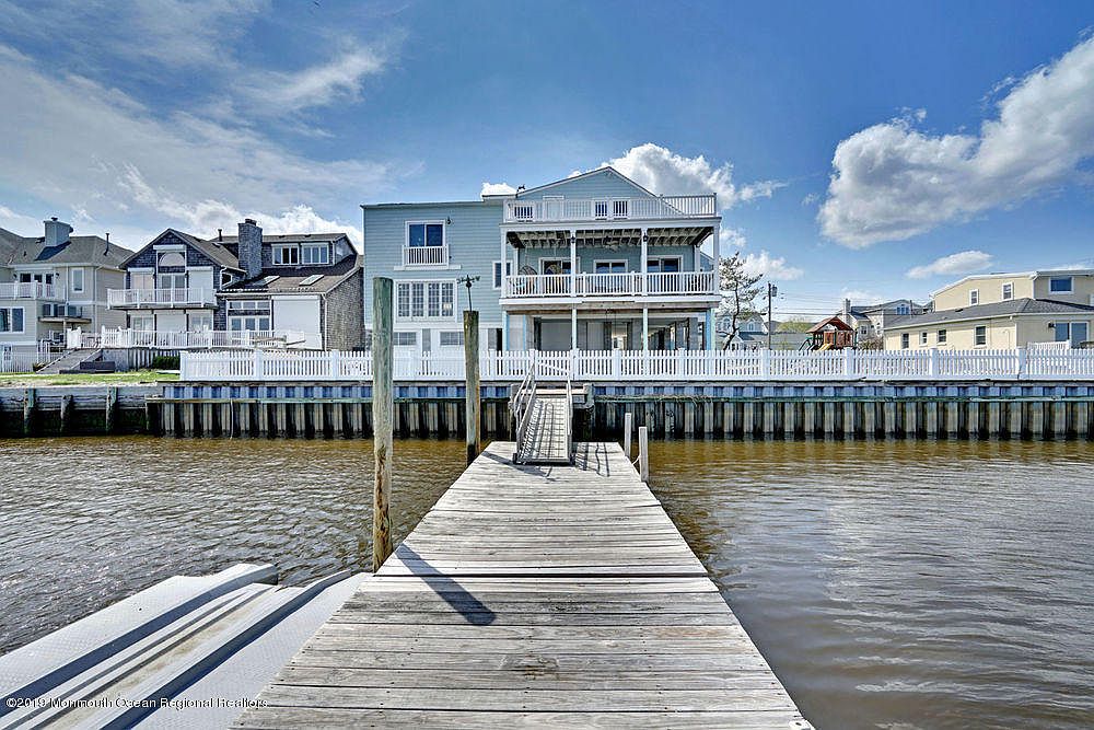 61 Monmouth Pkwy, Monmouth Beach, NJ 07750 Zillow