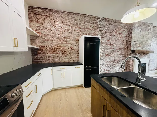 711 Broadway St #202, Cape Girardeau, MO 63701