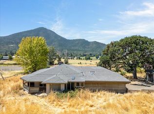 1518 Upper Applegate Rd, Jacksonville, OR 97530