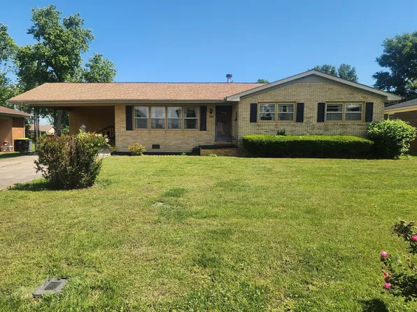 3030 Clover Ln, Hopkinsville, KY 42240