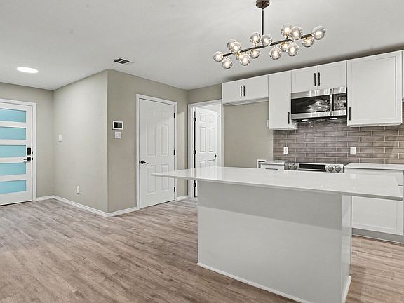4th image of 4519 Yancy St