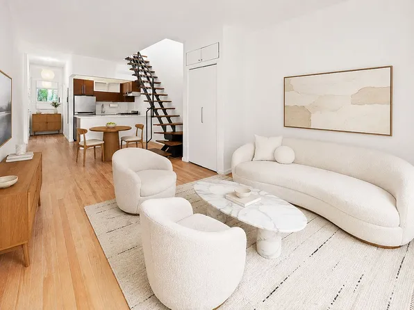 184 Thompson St APT 1U, New York, NY 10012