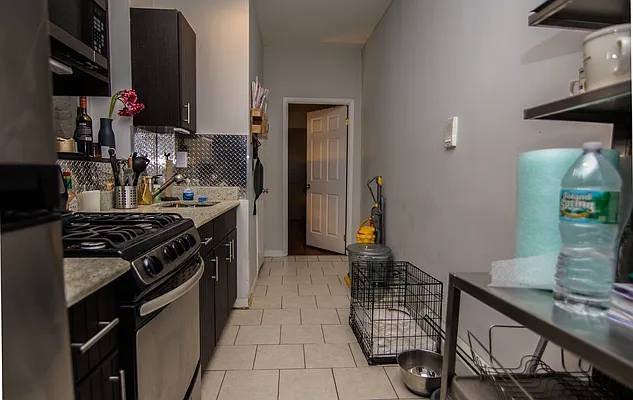 Rented by Nooklyn NYC LLC | media 19