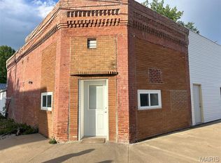 29253 Des Moines St, Wayland, MO 63472
