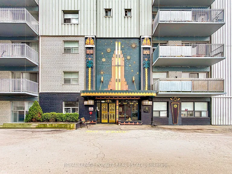 4 Superior Ave #30 — Photo 2