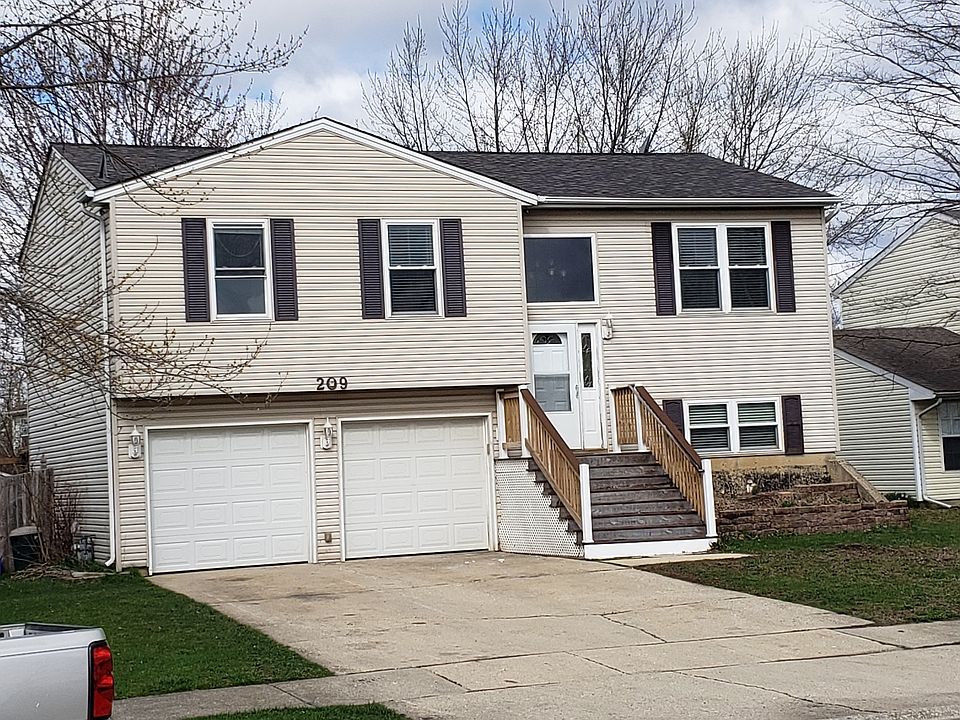 1st image of 209 N Lancaster Dr