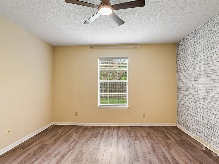 211 Edgewater Rd #36 — Photo 20