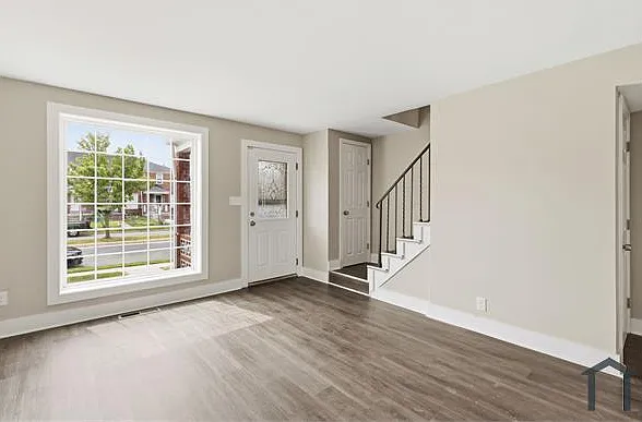 7944 Saint Monica Dr — Photo 2