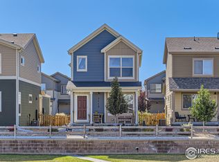 1115 Hummingbird Cir, Longmont, CO 80501