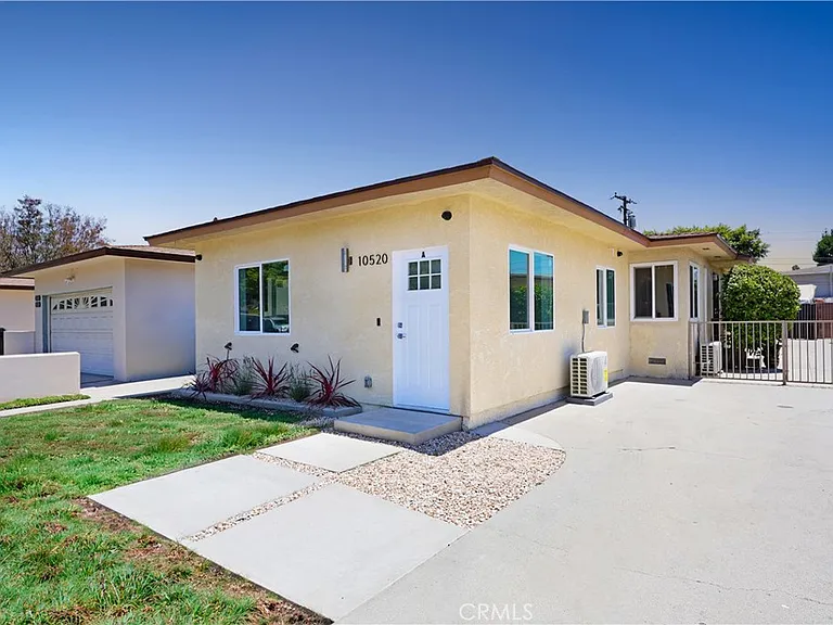 10520 Myrtle St #A — Photo 1