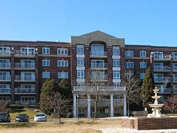 7081 W Touhy Ave APT 407, Niles, IL 60714