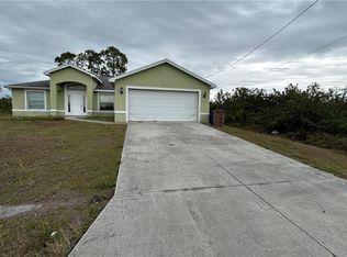 2906 24th St SW, Lehigh Acres, FL 33976