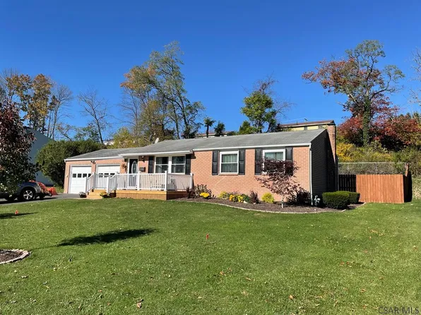 308 Owen Dr, Johnstown, PA 15904