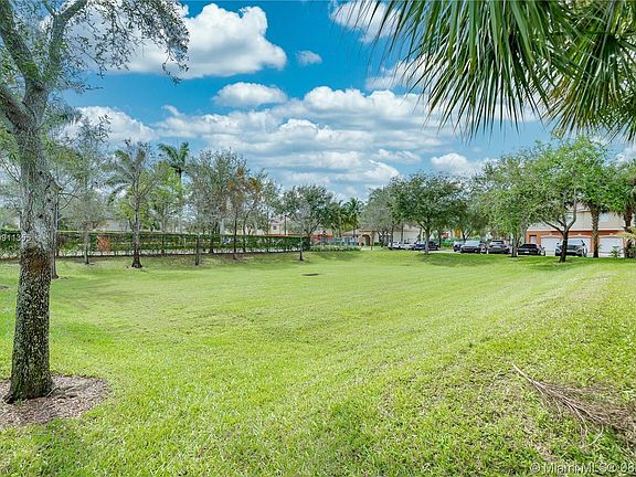2nd image of 3340 Palomino Dr #221-2