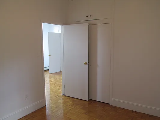 Rented by Windsor Homes Realty Corp | media 89