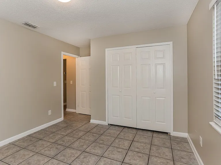 1548 Oak Ridge Dr W — Photo 14