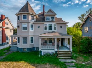 12989 Clifton Blvd, Lakewood, OH
