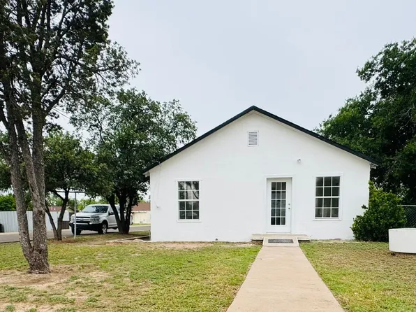 1703 N Magdalen St, San Angelo, TX 76903