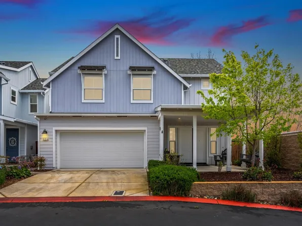 924 Farmhouse Way, Folsom, CA 95630