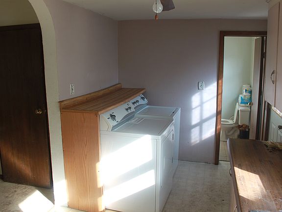 3rd image of 509 W Greene St