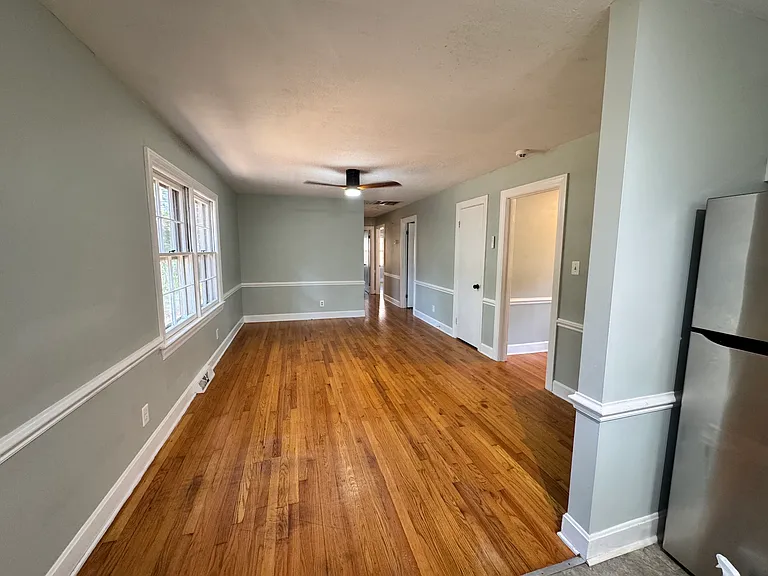 3020 Berkley Dr — Photo 5