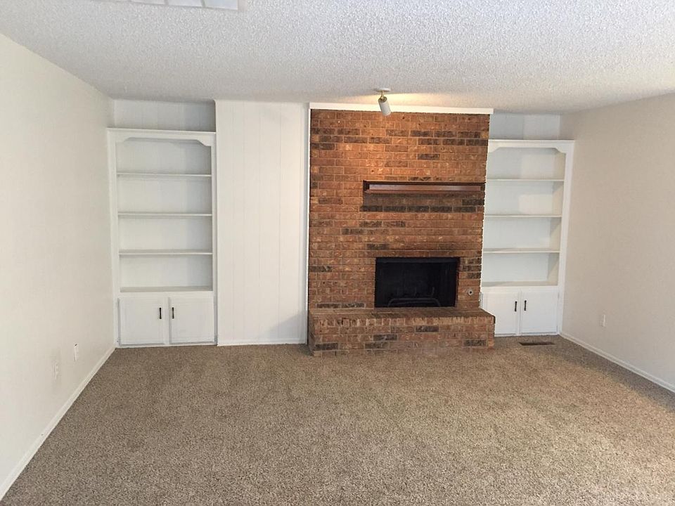 2nd image of 5915 Gaelic Glen Dr