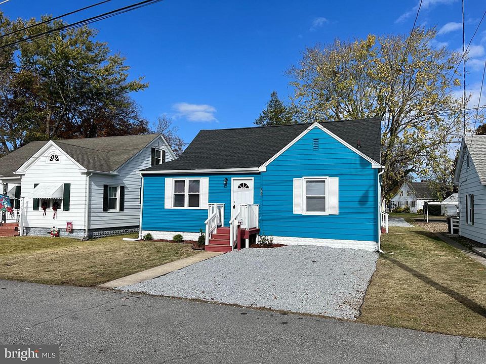 1st image of 405 E Appleby Ave
