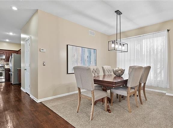 5th image of 13237 King St