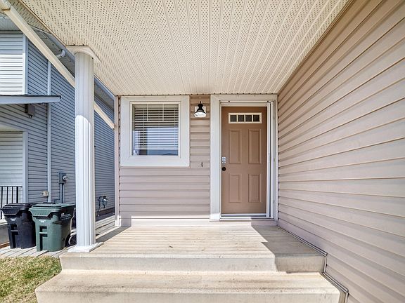 2nd image of 70 Chestermere Way