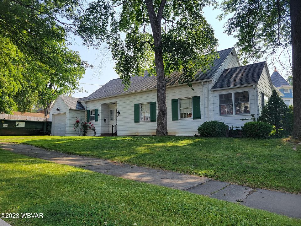 1st image of 800 1st Ave