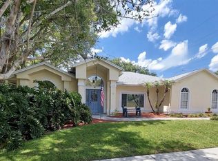 1674 Carillon Park Dr, Oviedo, FL 32765