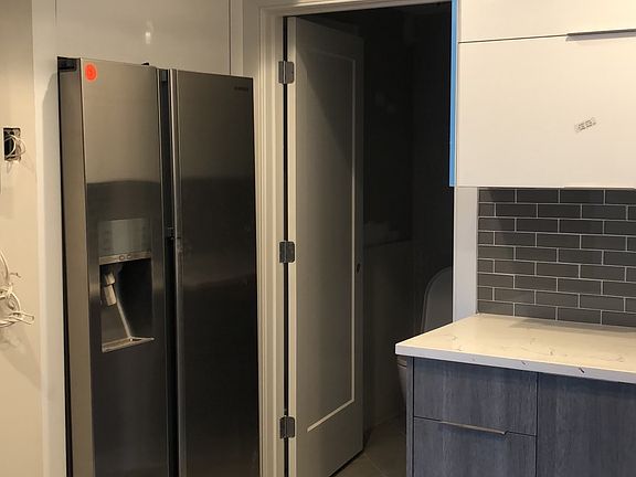 4th image of 168 E 100th St #302