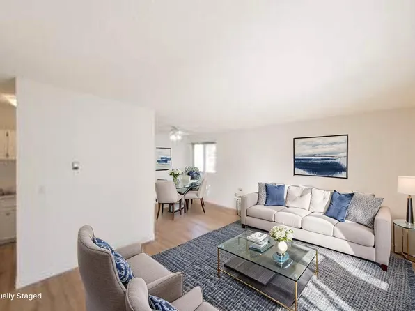 4315 73rd St NW, Calgary, AB T3B 2M2