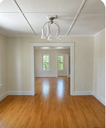 18-20 Glenwood Ave #18 Photo 1