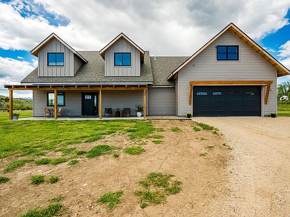 3rd image of 16 Oxbow Ranch Rd