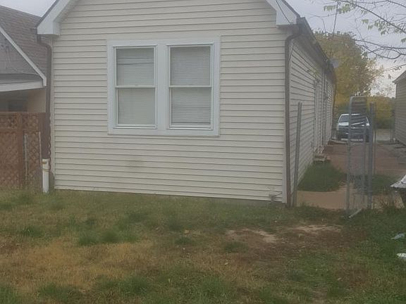 3rd image of 5334 Northrup Ave
