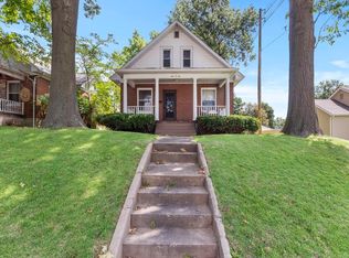 304 S Market St, Waterloo, IL 62298