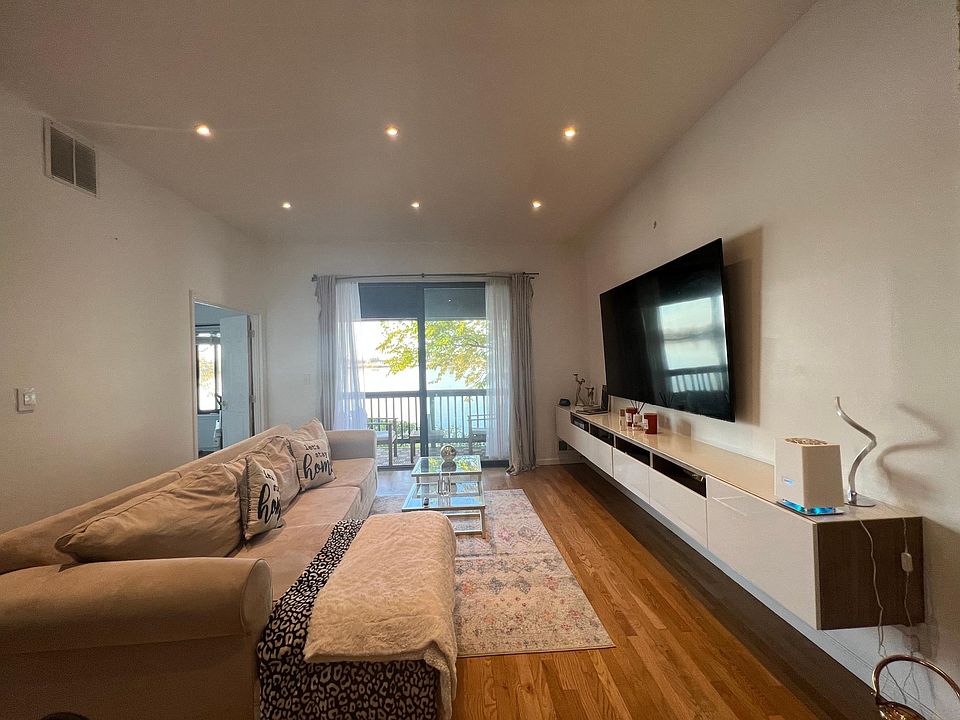 108 Sandpiper Ky 108, Secaucus, NJ 07094 Zillow