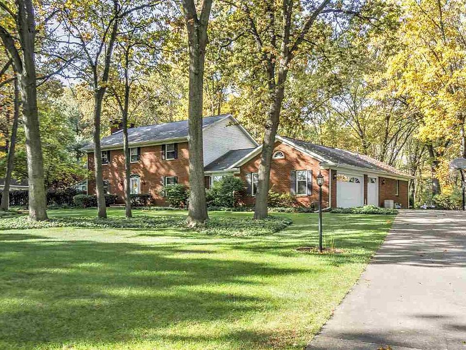 1st image of 53793 Crystal Creek Ln